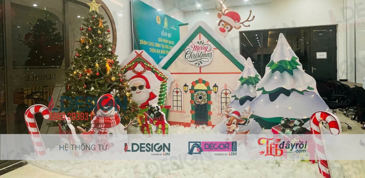 Giá Thuê Cây Thông Noel Cho Văn Phòng & Trung Tâm Thương Mại